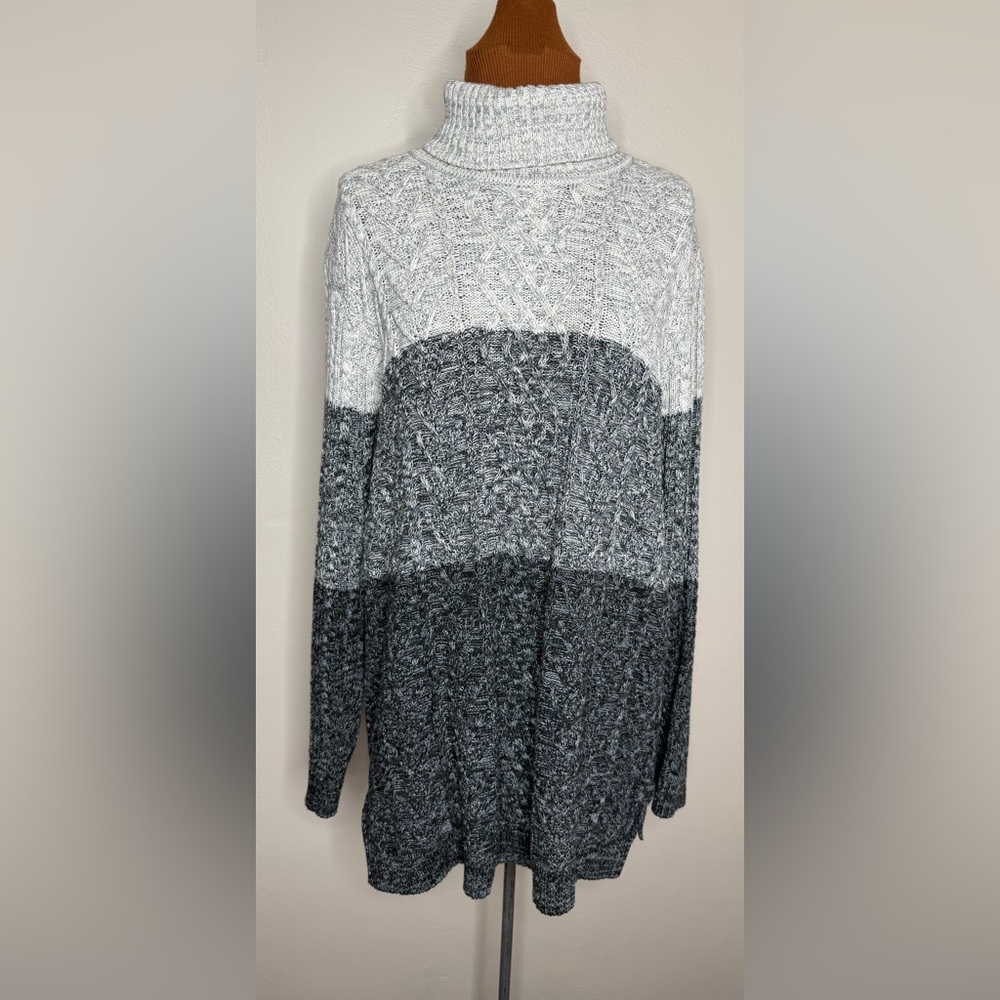 Jeanne Pierre Turtleneck Sweater Gray and Black Knit Cotton Size XL